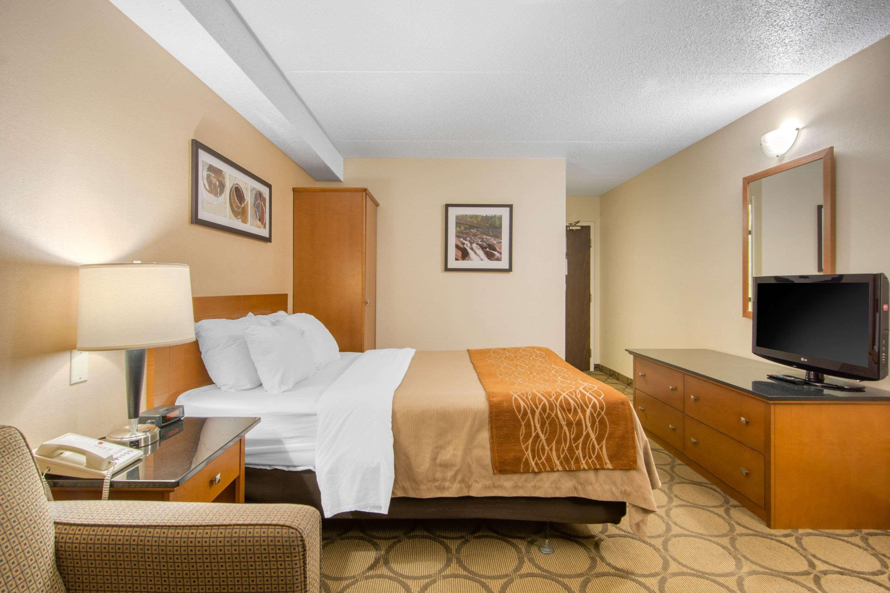 Comfort Inn Sudbury Ngoại thất bức ảnh
