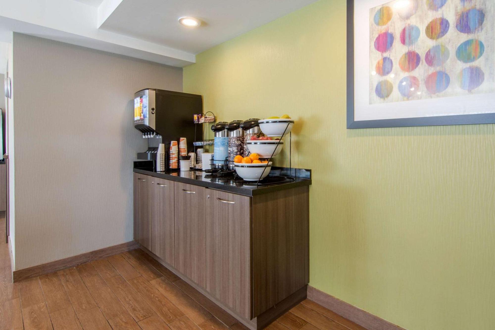 Comfort Inn Sudbury Ngoại thất bức ảnh